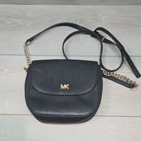 Michael Kors Black Crossbody Leather Small Bag Purse - Picture 1 of 10